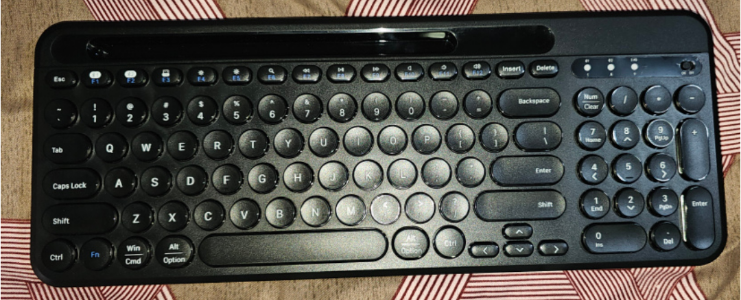 Wireless Keyboard - photo 2