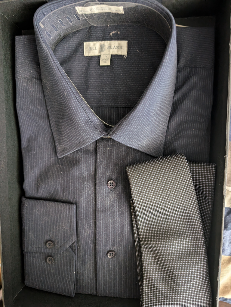 Brand New - Men's Dress Shirt & Tie - Bill Blass