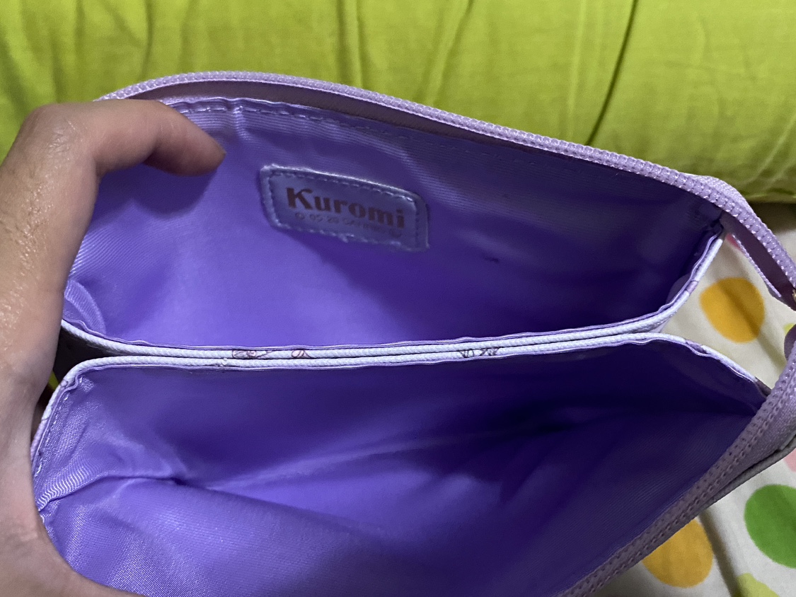 Sanrio Kuromi Double Compartment Makeup Bag image indicator(3)