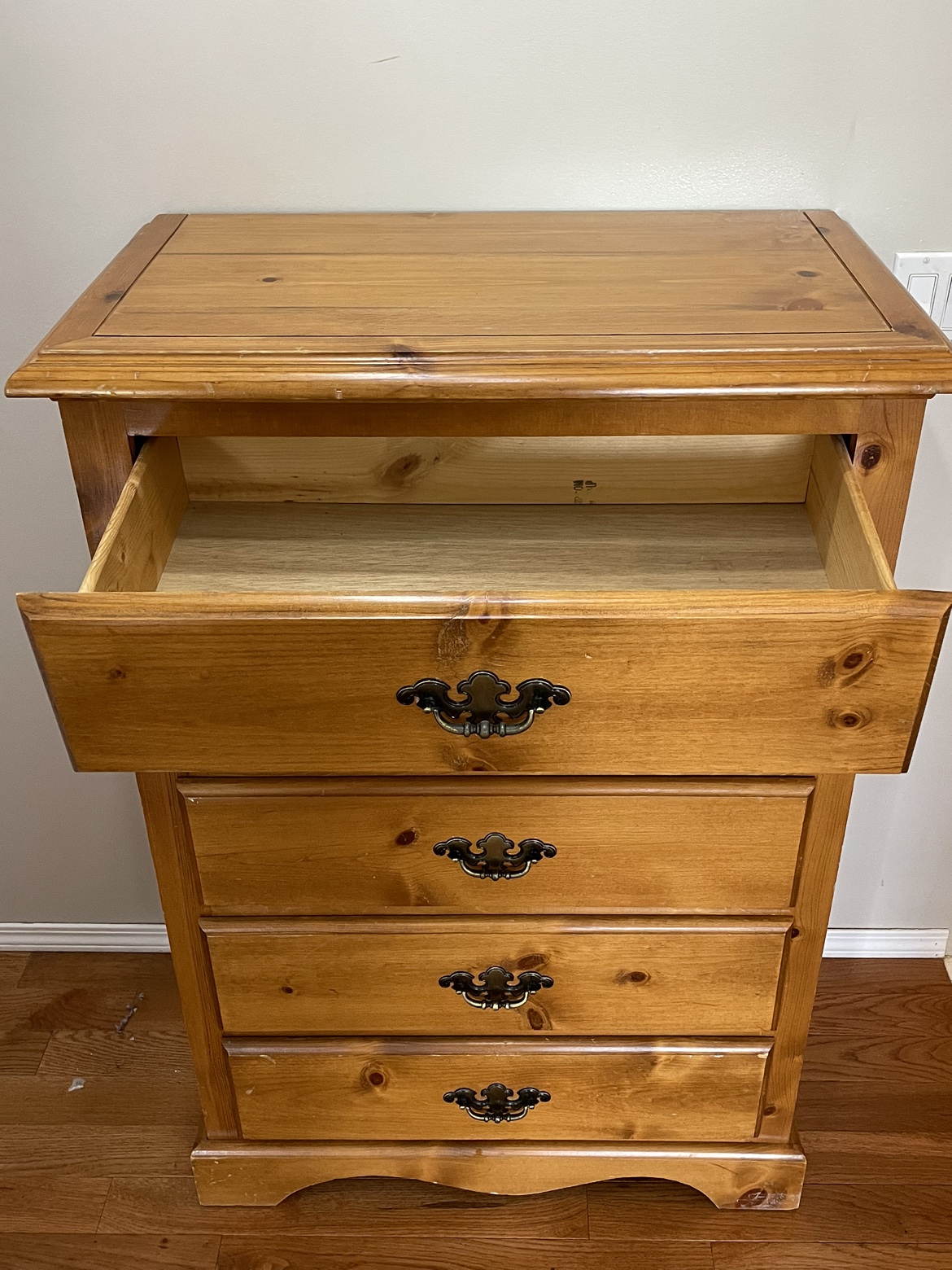 Wooden Dresser - photo 3