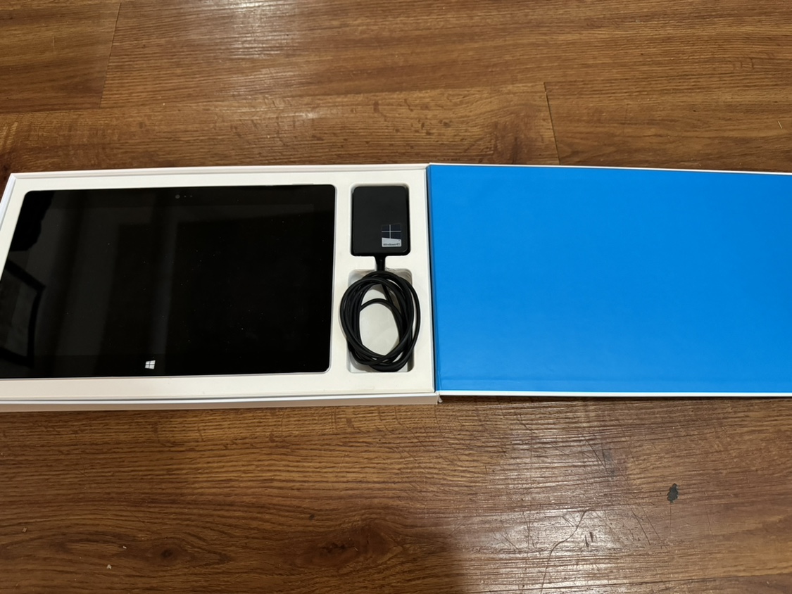 2017 Microsoft Surface 2
