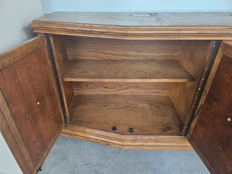 Wooden Cabinet with 4 Doors and 1 Drawer - photo 2