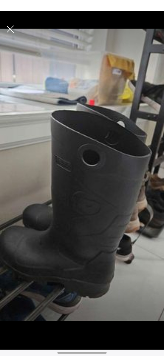 Dunlop Chesapeake boots US size M 9, W 11