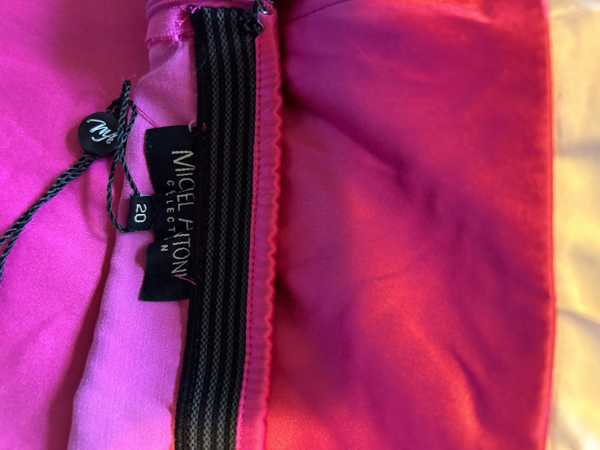 Pink/black/white halter dress - photo 2