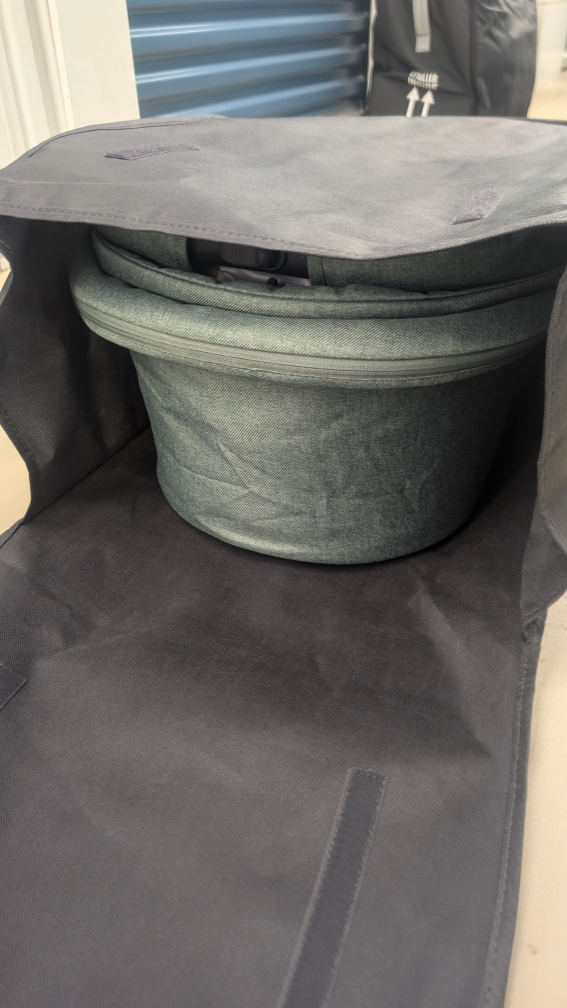 UPPAbaby Vista V2 *BRAND NEW* Never used, but out of box. image indicator(5)