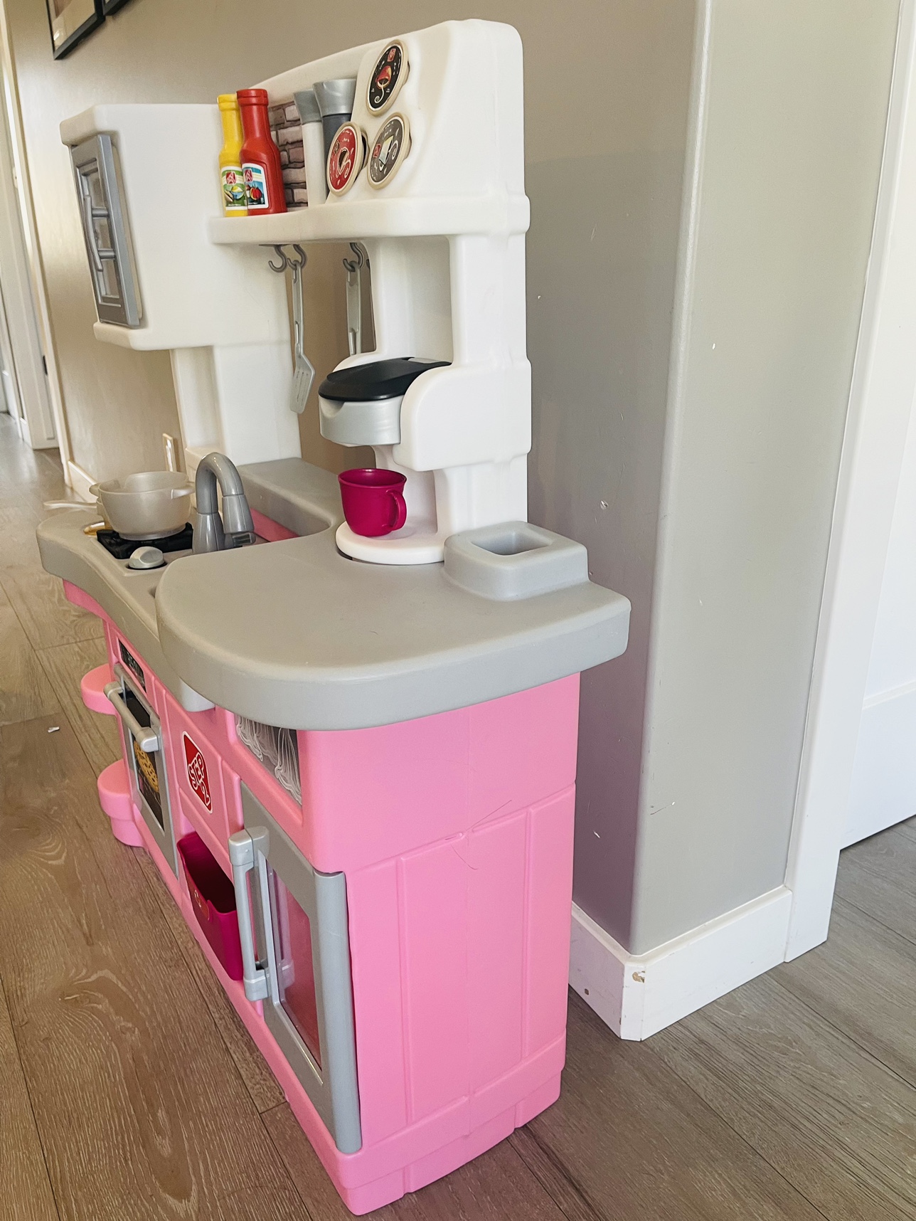 Play Kitchen Step 2 - photo 3