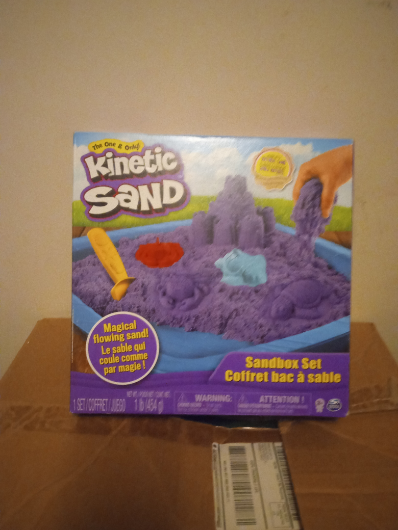 Kinetic Sand Sandbox Set