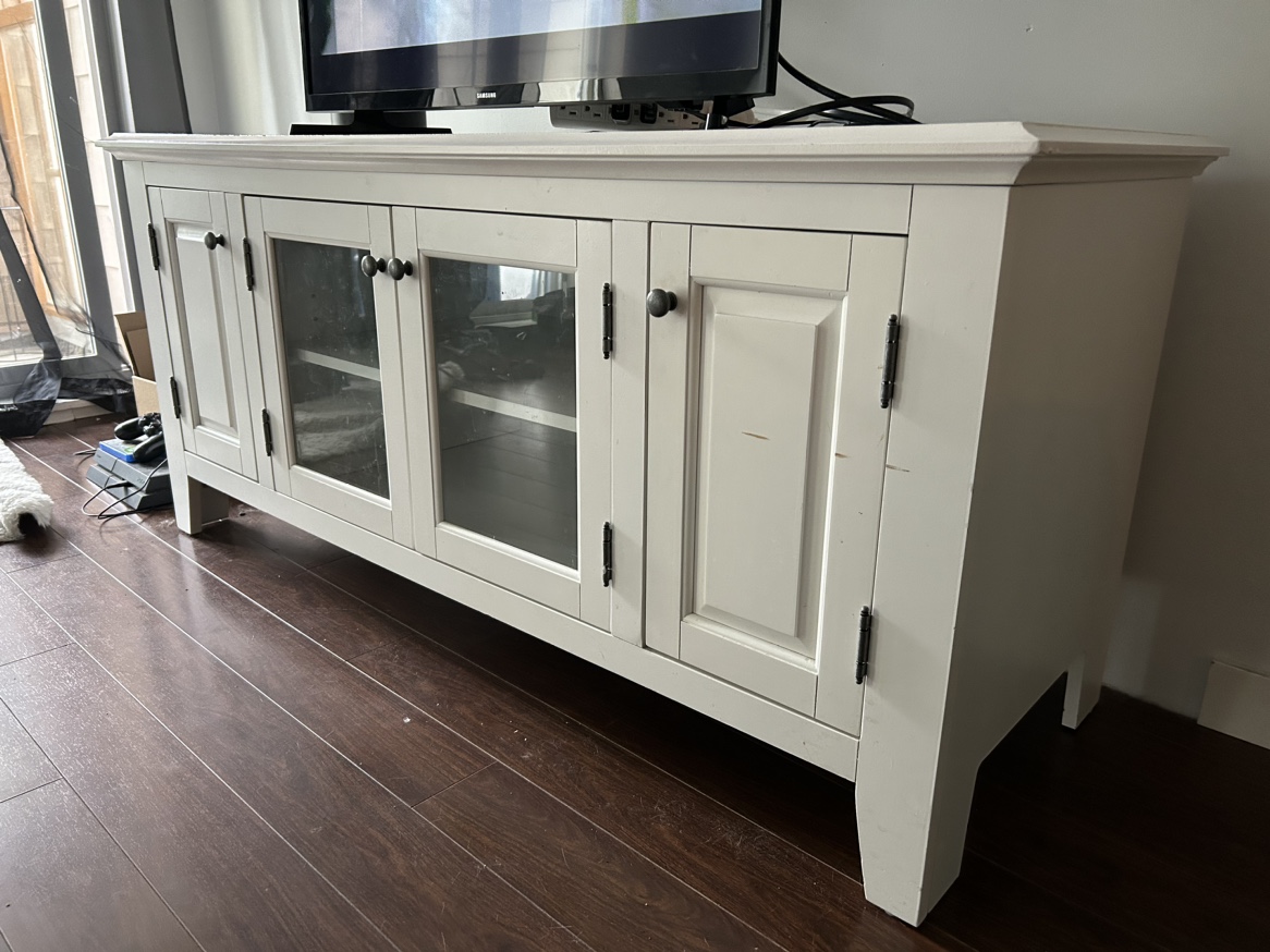White tv stand 20 x 55 - photo 2