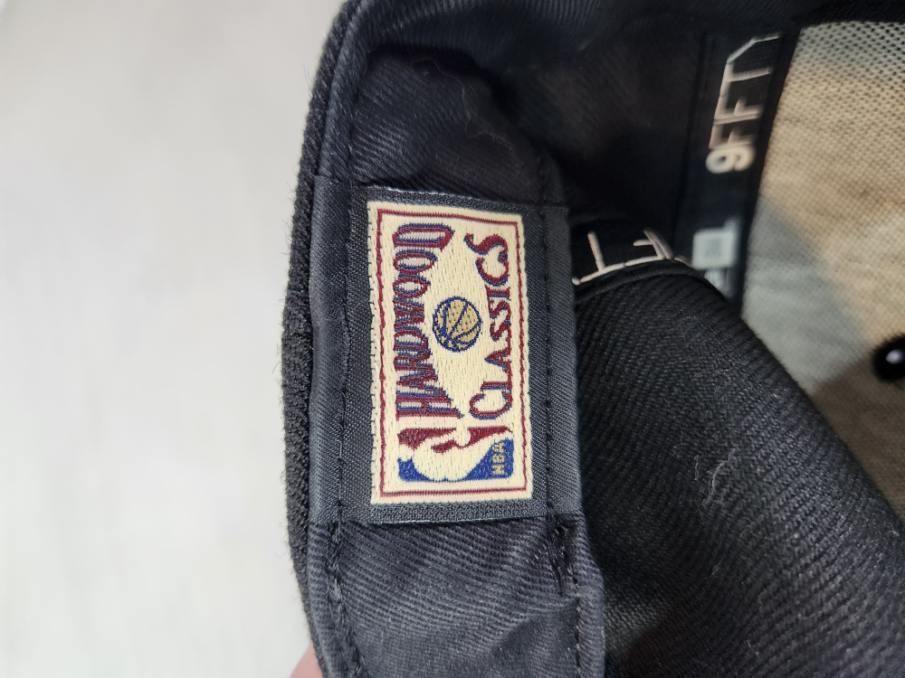 Toronto Raptors New Era Cap image indicator(3)