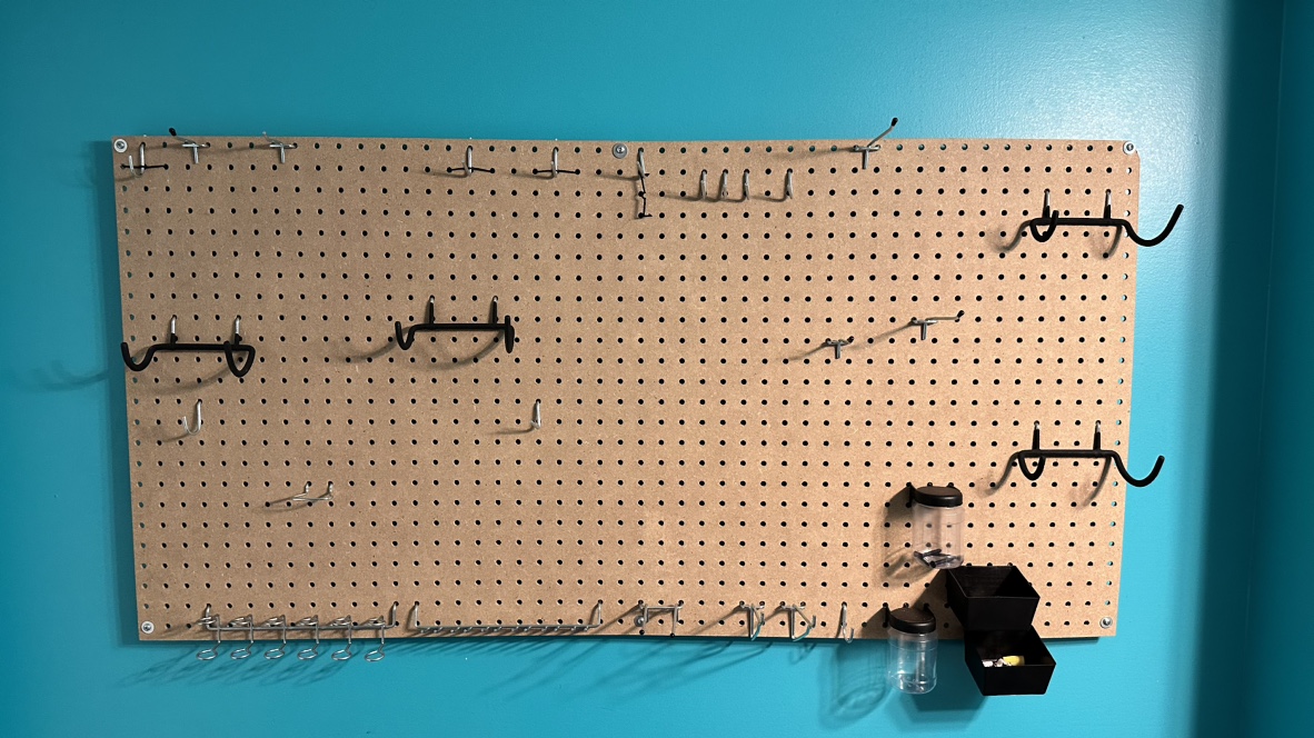 48”x24” Pegboard with Hooks & Accessories - photo 2