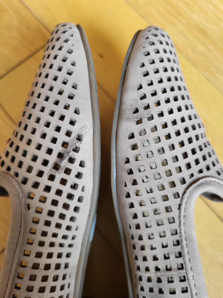 ❣️ New Loafers Neutral Tan Perforated Slip On Shoes - size 6 image indicator(9)