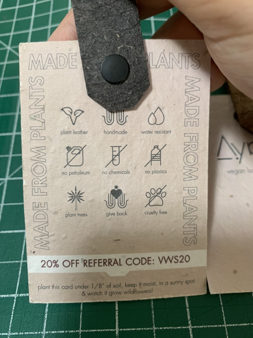 Aiyaya Vegan Leather Keychain image indicator(5)