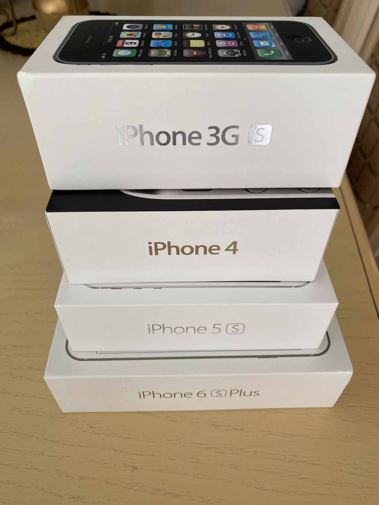 iPhone 3G s Excellent Condition image indicator(3)