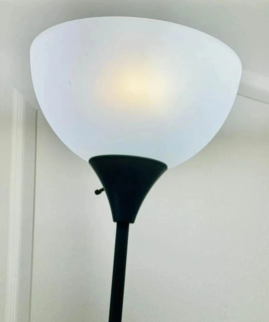 floor lamp, high rise lamp, hall light