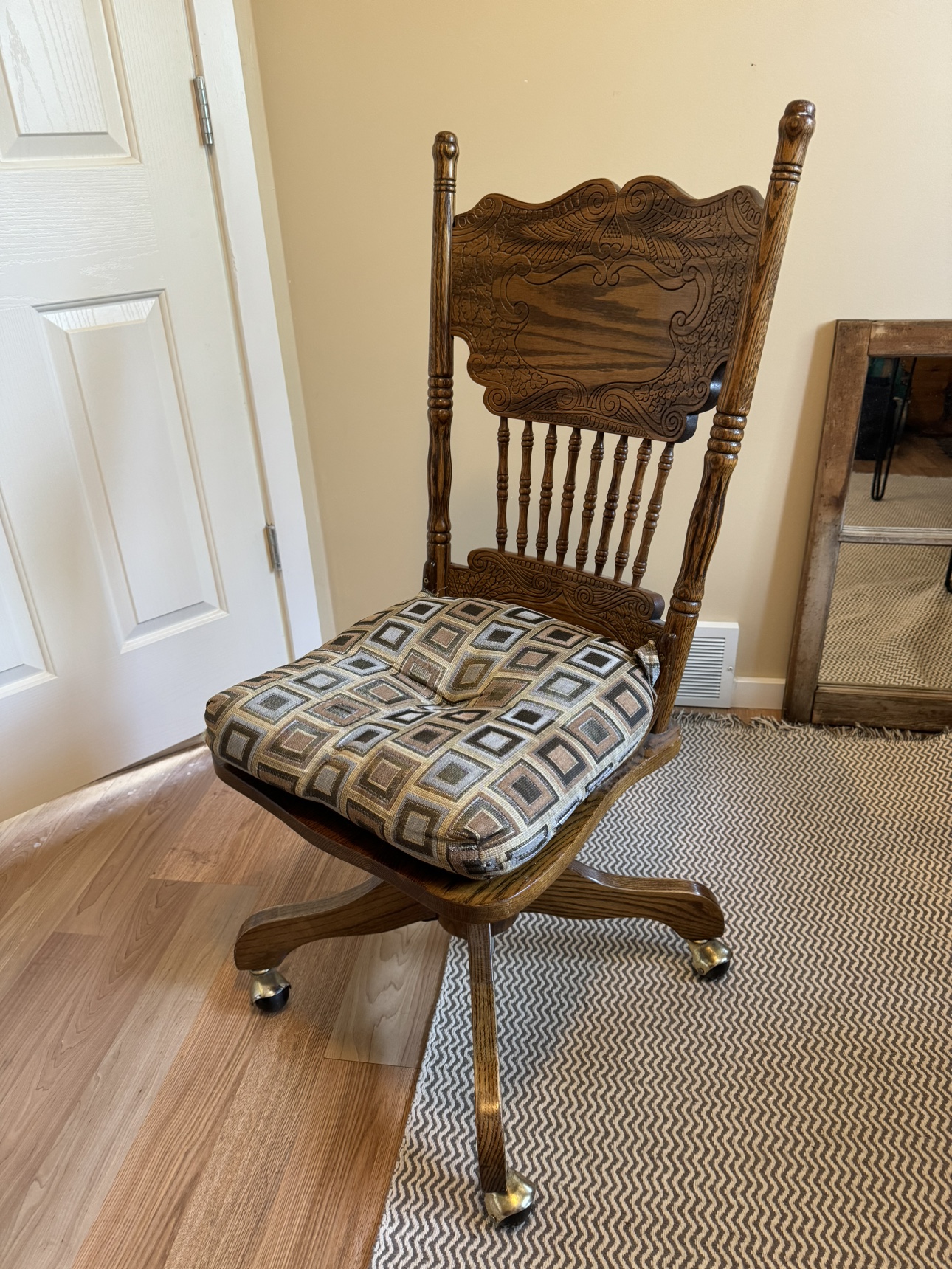 Oak Swivel Office Chair - photo 4