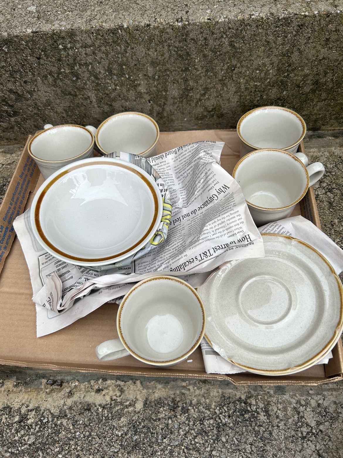 Cups, Saucers, bowls thumbnail