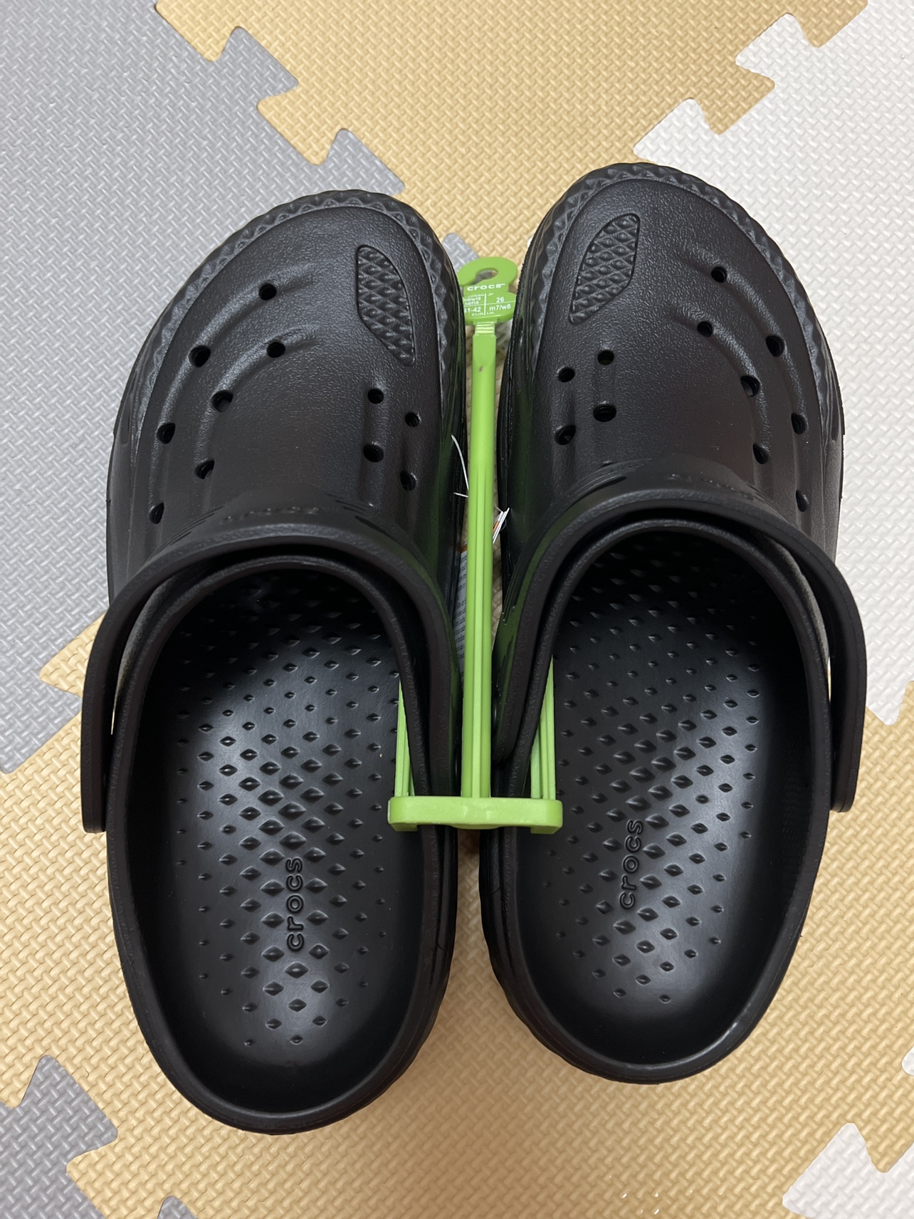 Crocs size 8 men