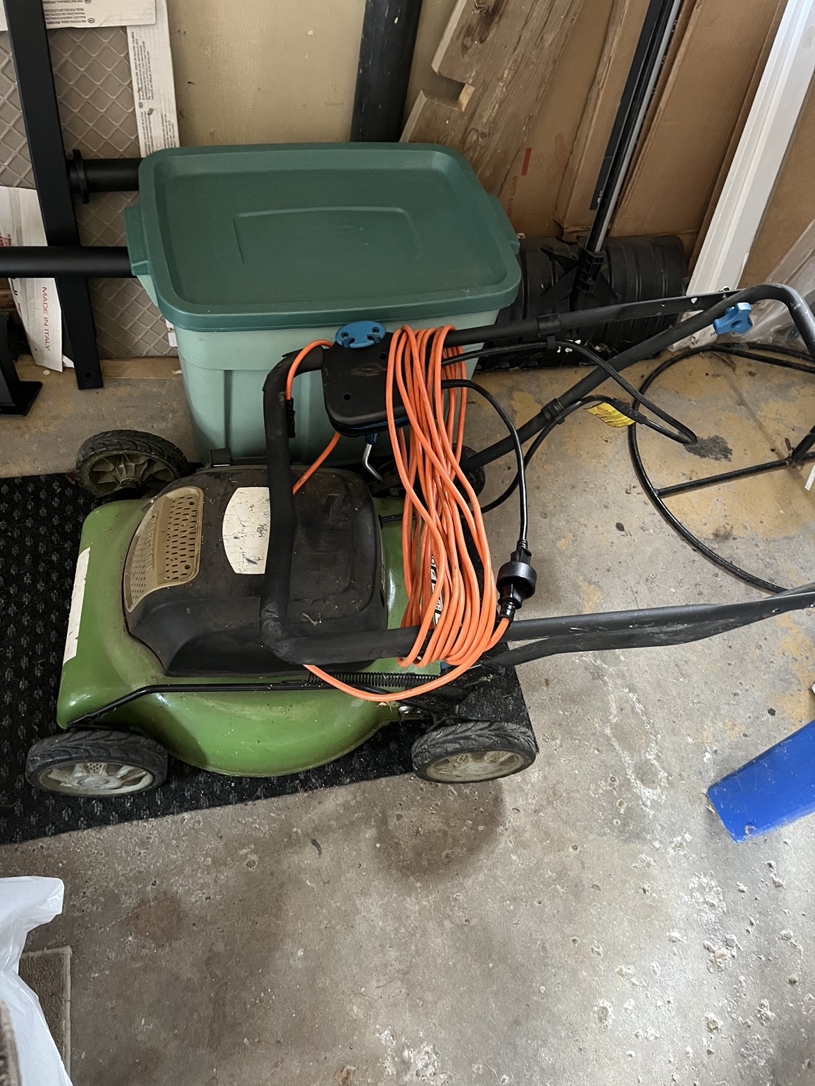 Craftsman Lawn Mower thumbnail