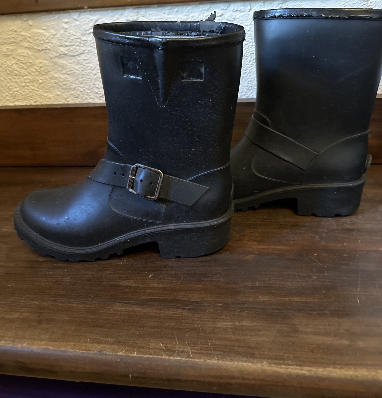 Black Buckle Rain Boots #freecycle