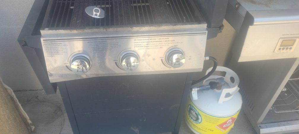 BBQ and propane tank - photo 2