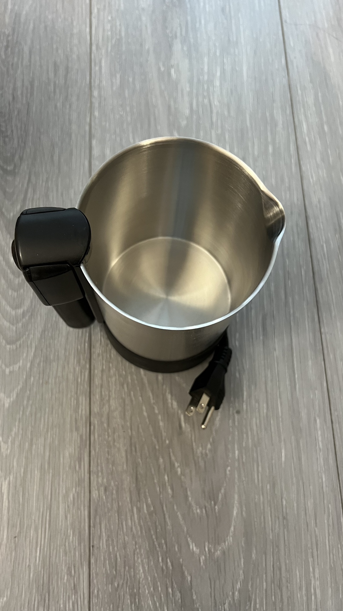 Salton Compact Electric Kettle image indicator(3)