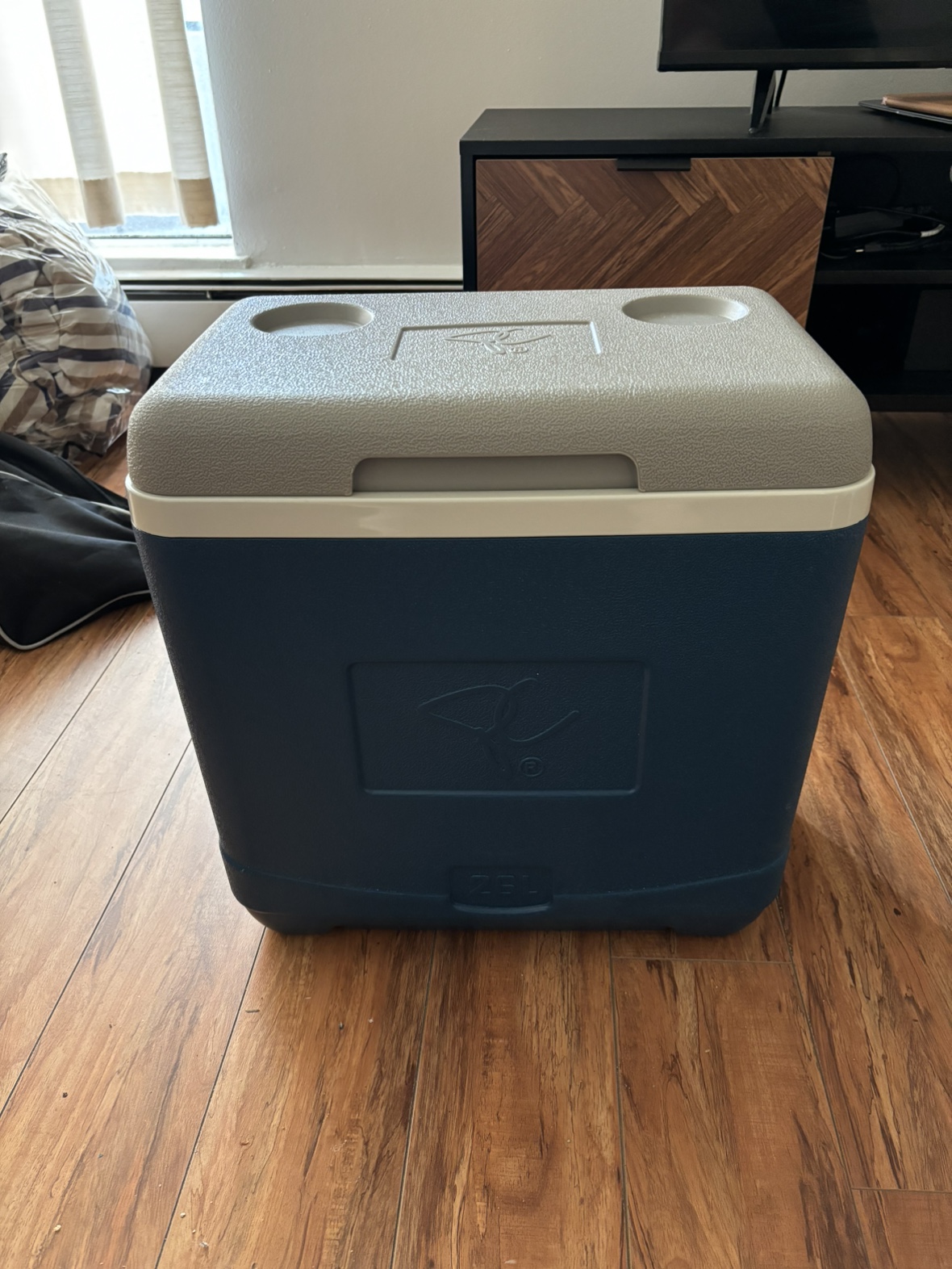 Cooler box