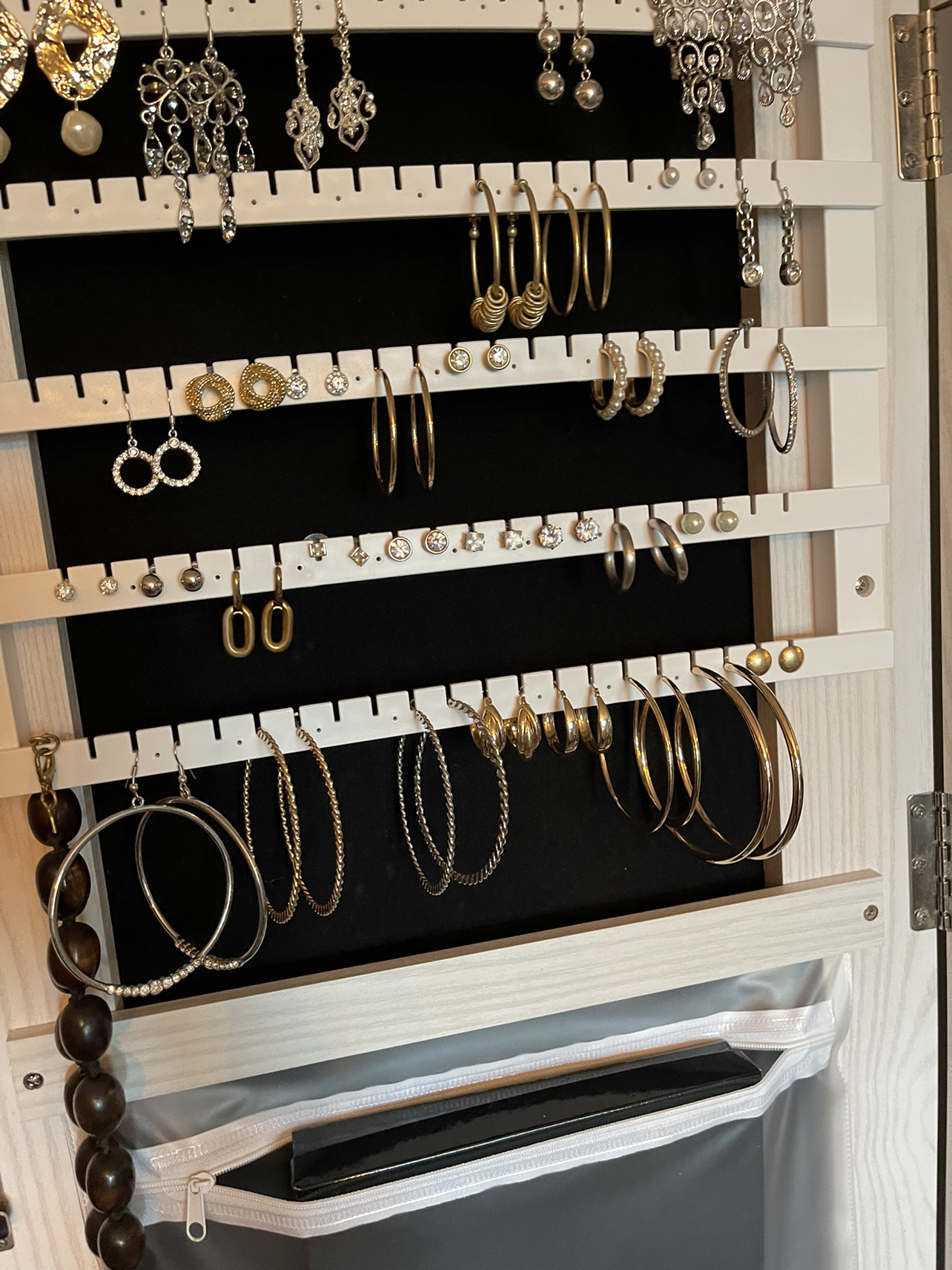 Jewelry cabinet with LED mirror. - photo 5