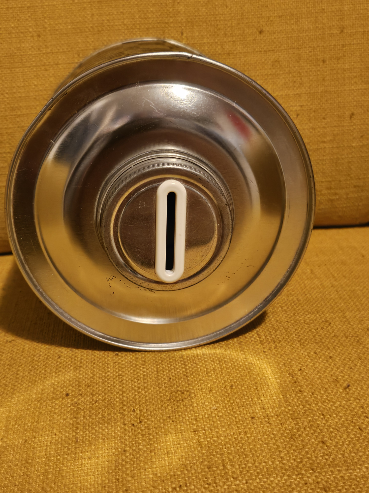 Sanrio Pochacco hello kitty EU 1996 Metal coin tin image indicator(4)