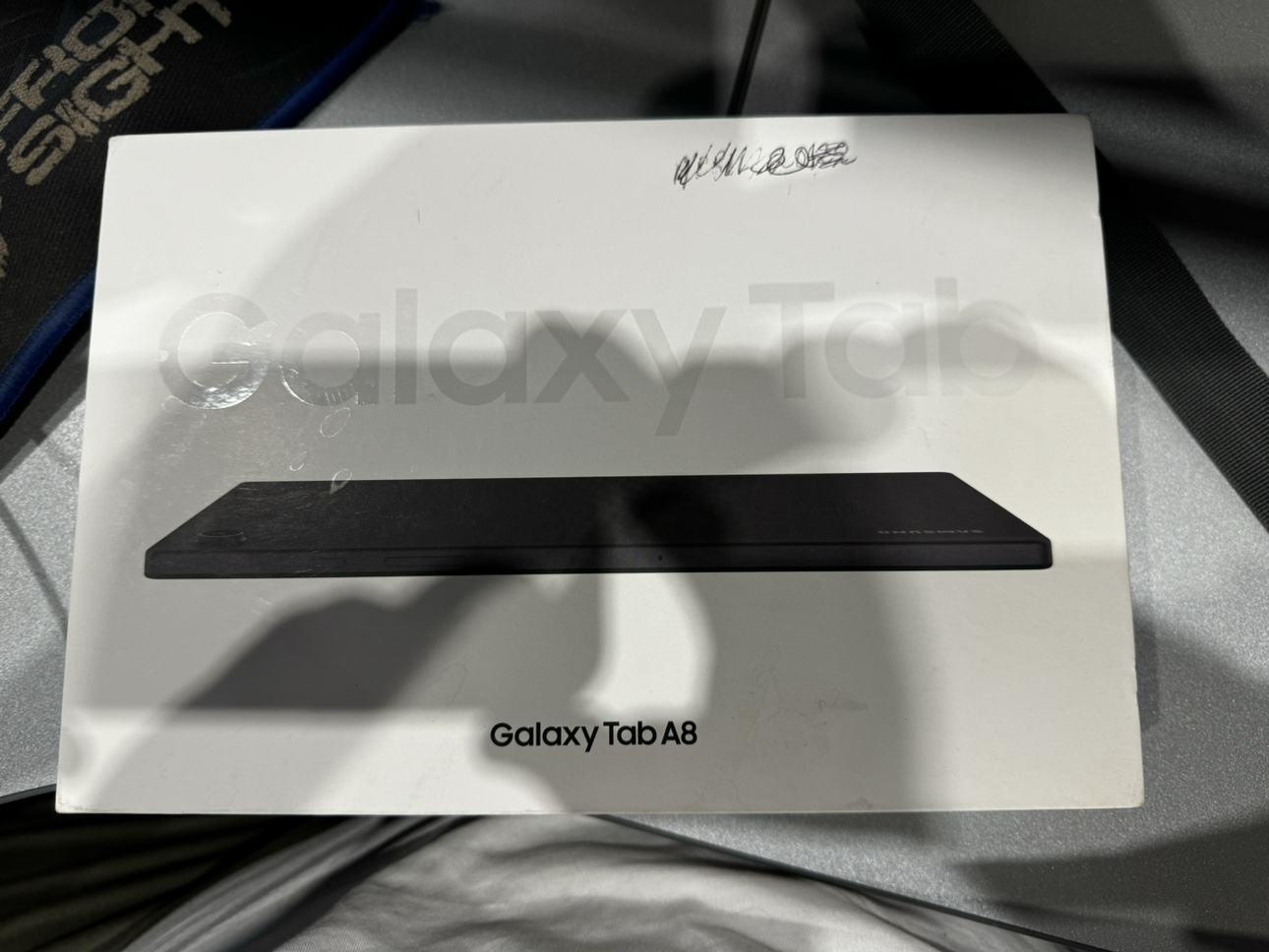 Samsung tab A8 like new