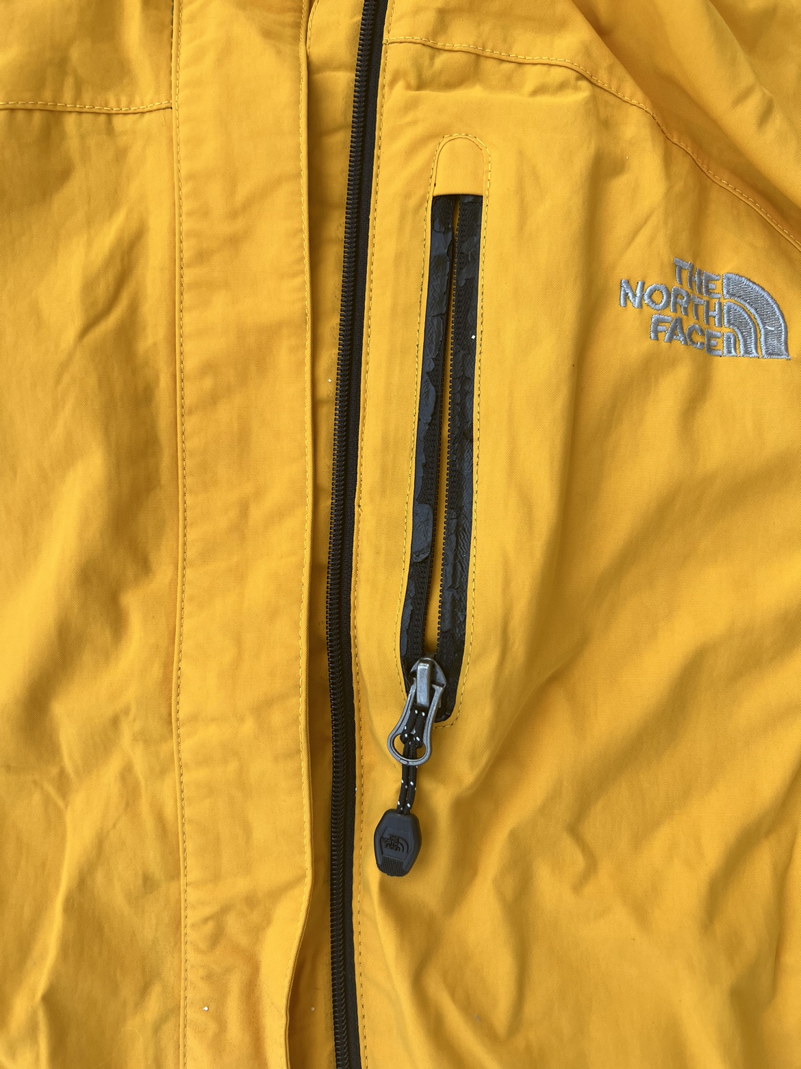 The North Face Yellow Jacket for parts image indicator(6)