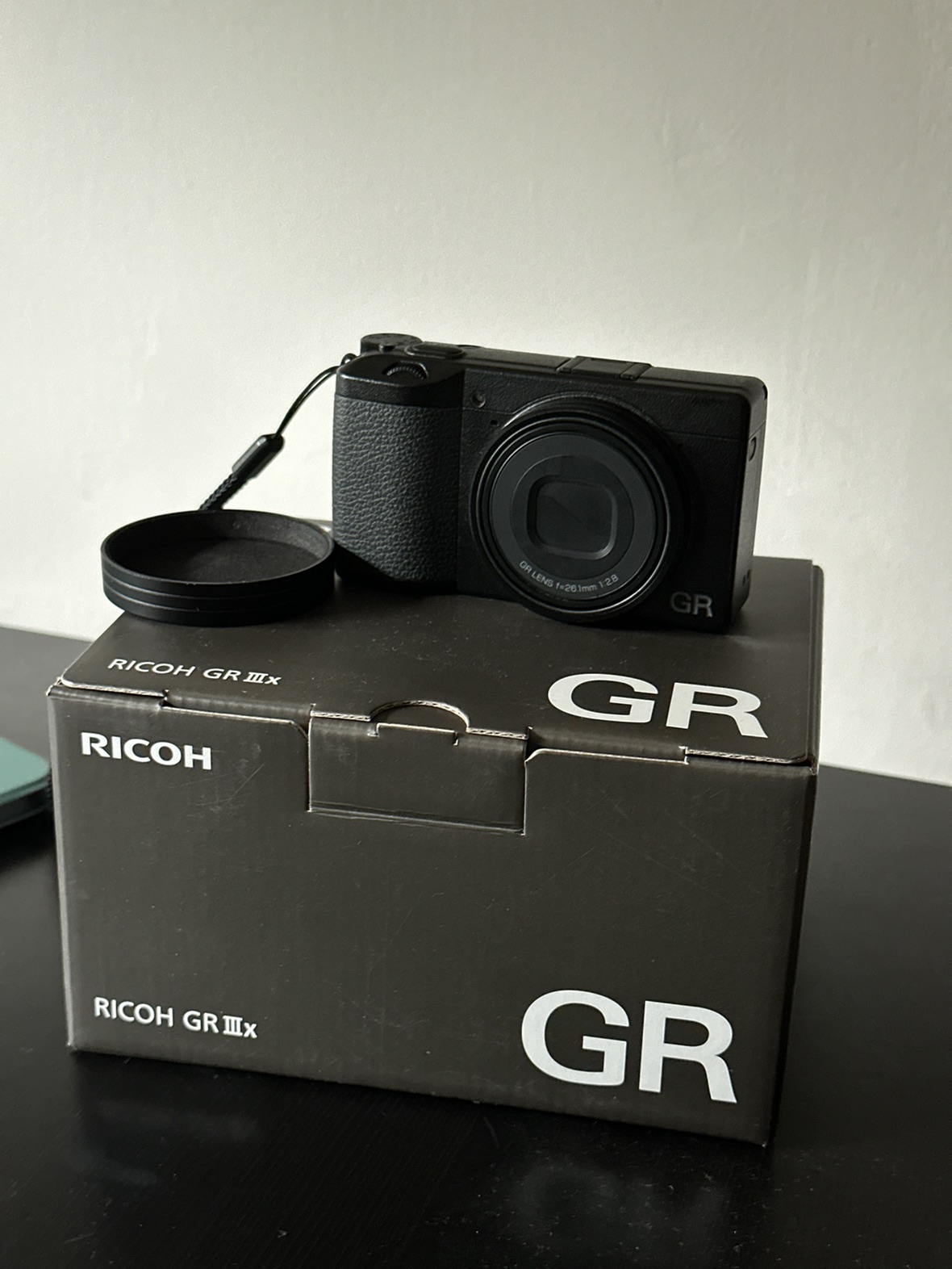 Ricoh GR IIIx, perfect condition. Manufacturer warranty valid thumbnail