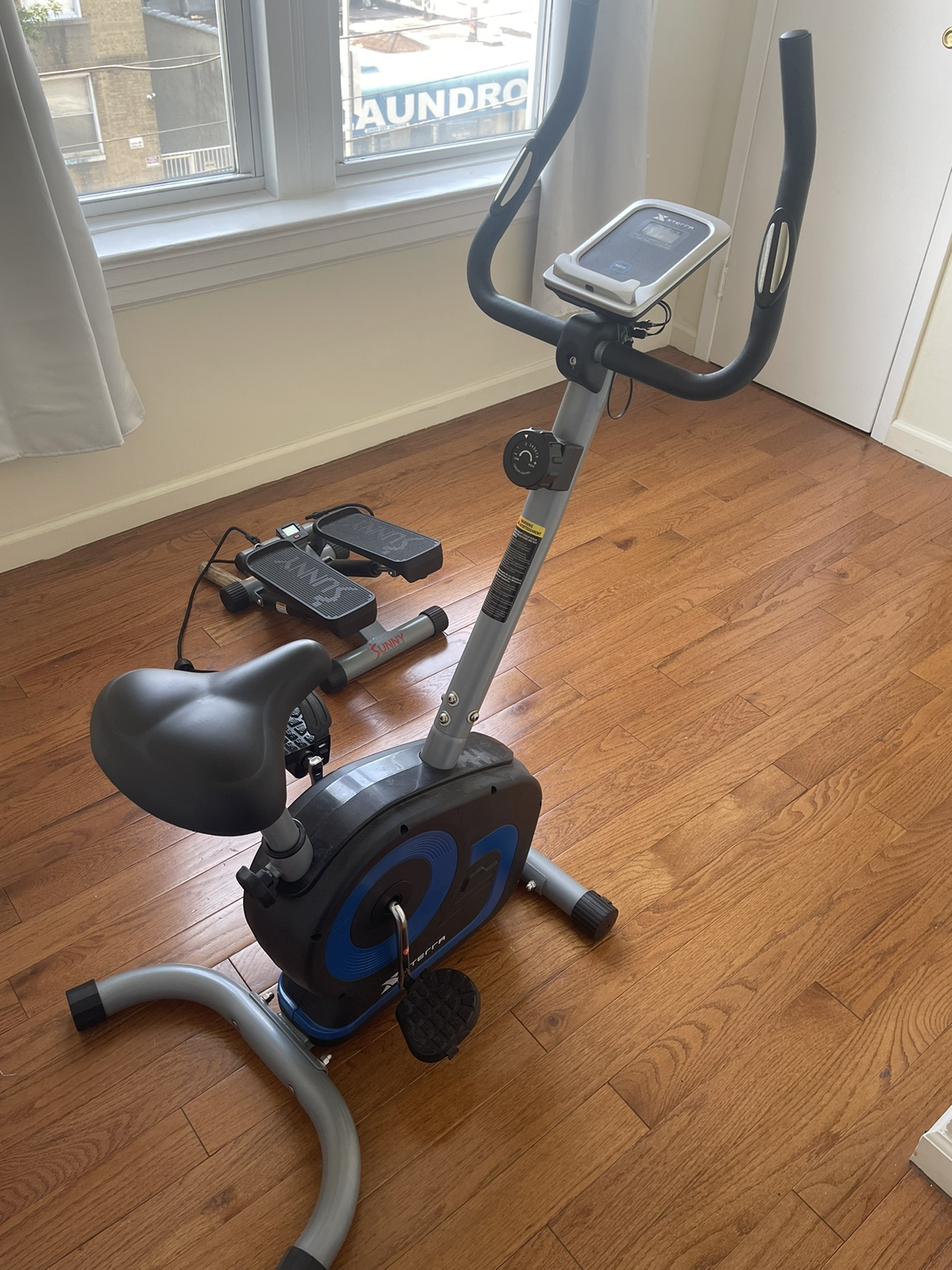 Xterra Fitness UB120 Upright Exercise Bike