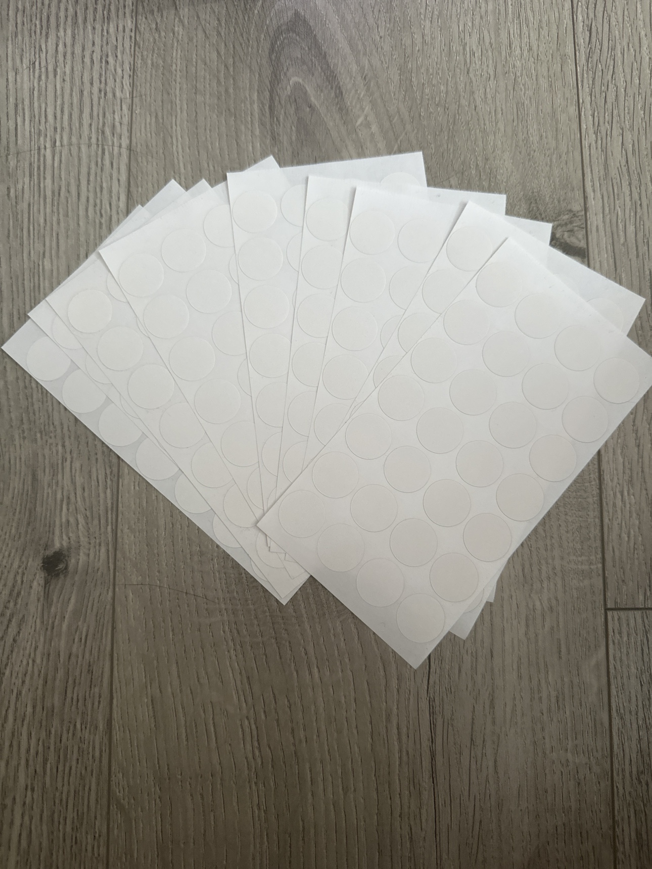 White Round Stickers 9 sheets thumbnail