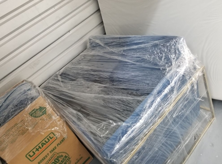 Mila  Love Seat blue image indicator(6)