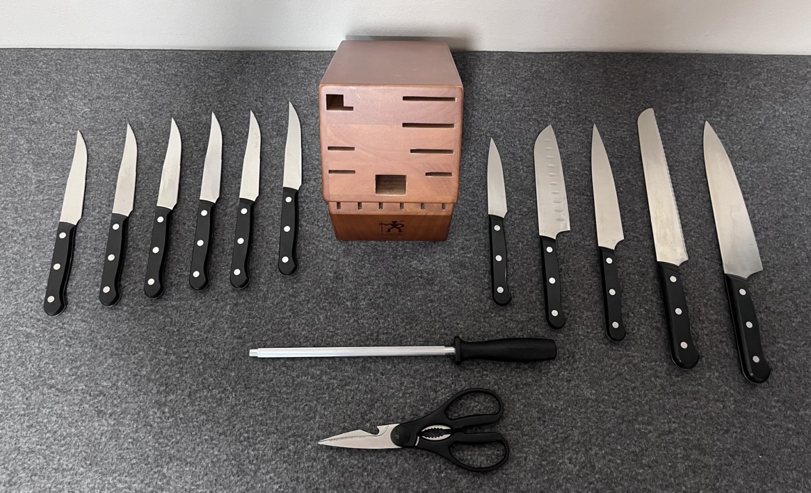 14 Piece HENCKELS KNIFE SET - photo 3