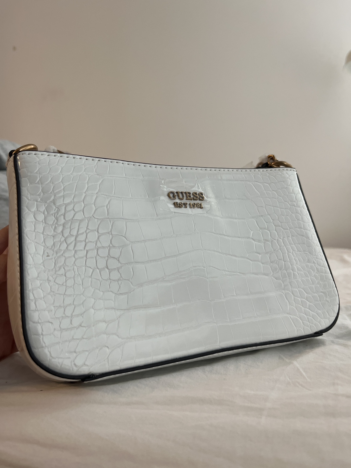 NEW Croc pattern white shoulder bag image indicator(4)