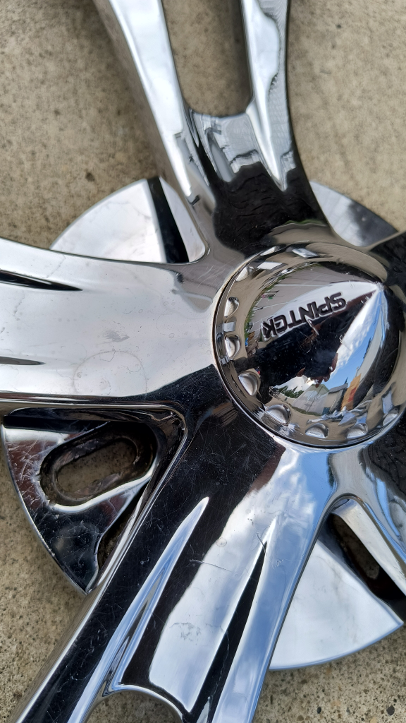 24" Chrome Rims,new Tires,spinners image indicator(9)