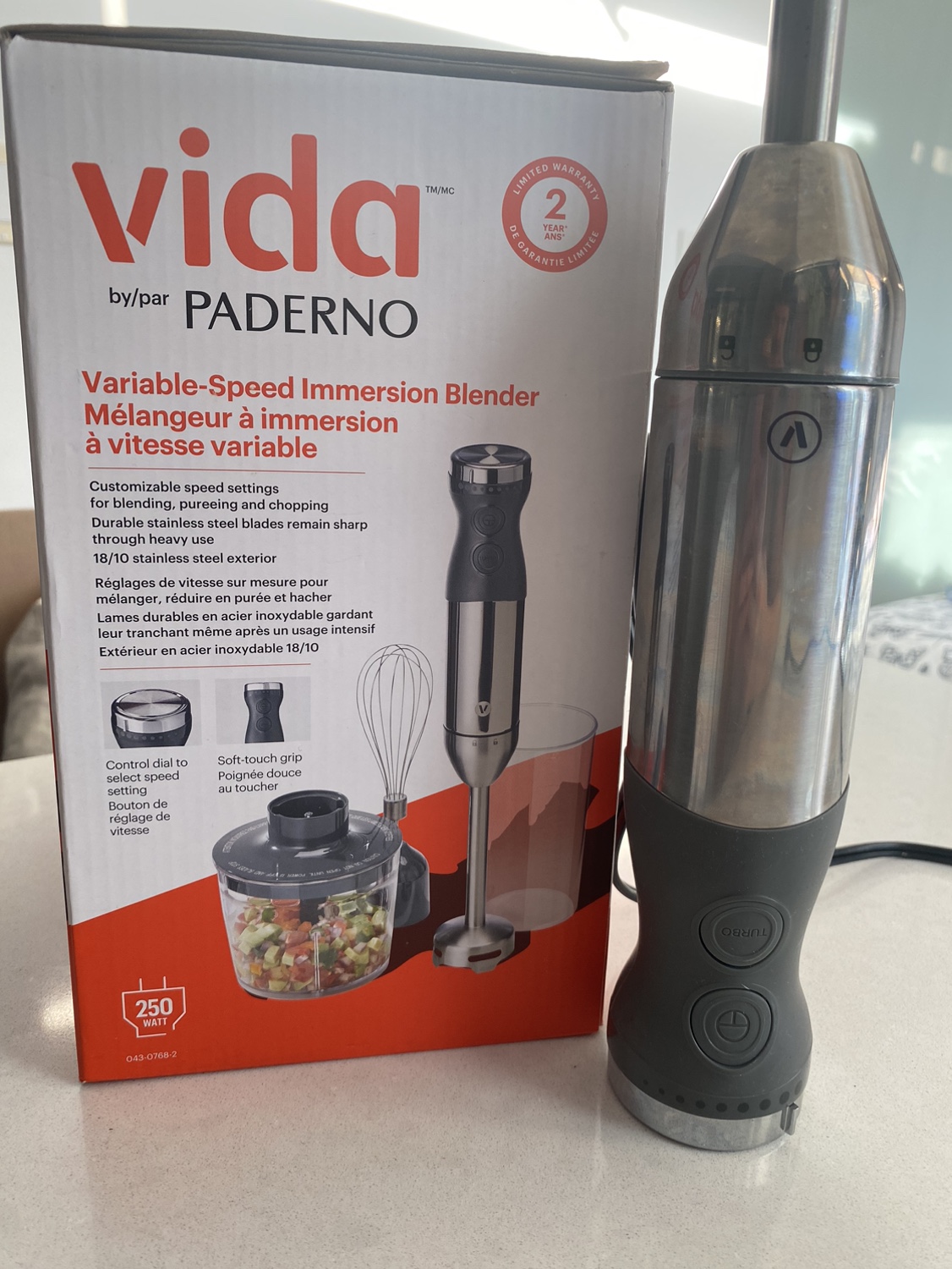 Kitchen Blender + Accessories thumbnail
