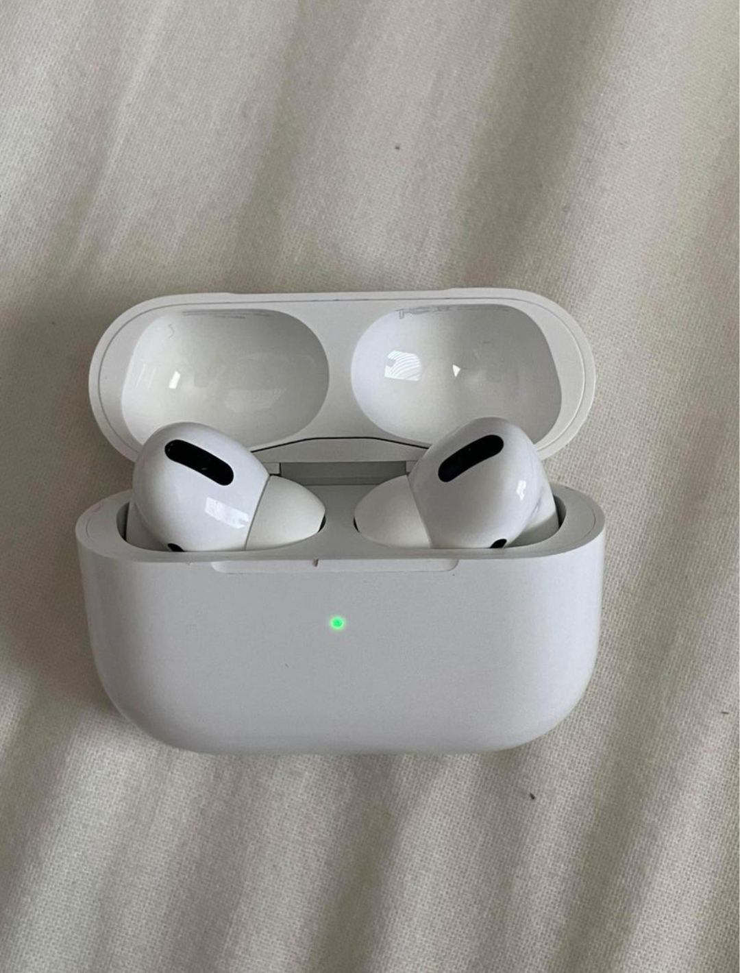 AirPods Pro 1st Gen (Negotiable) - photo 2