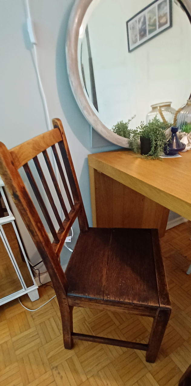 antique Rustic chair set - photo 3
