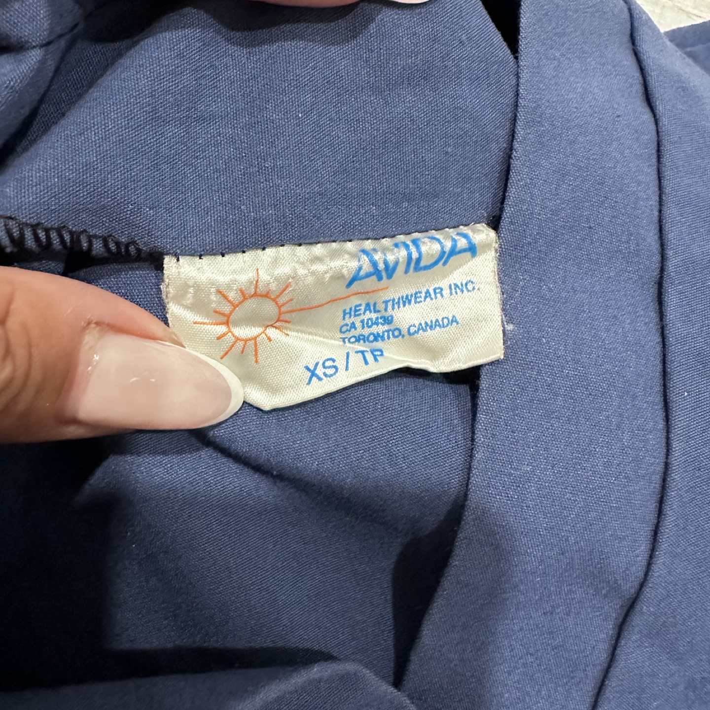 Scrub top unisex image indicator(3)