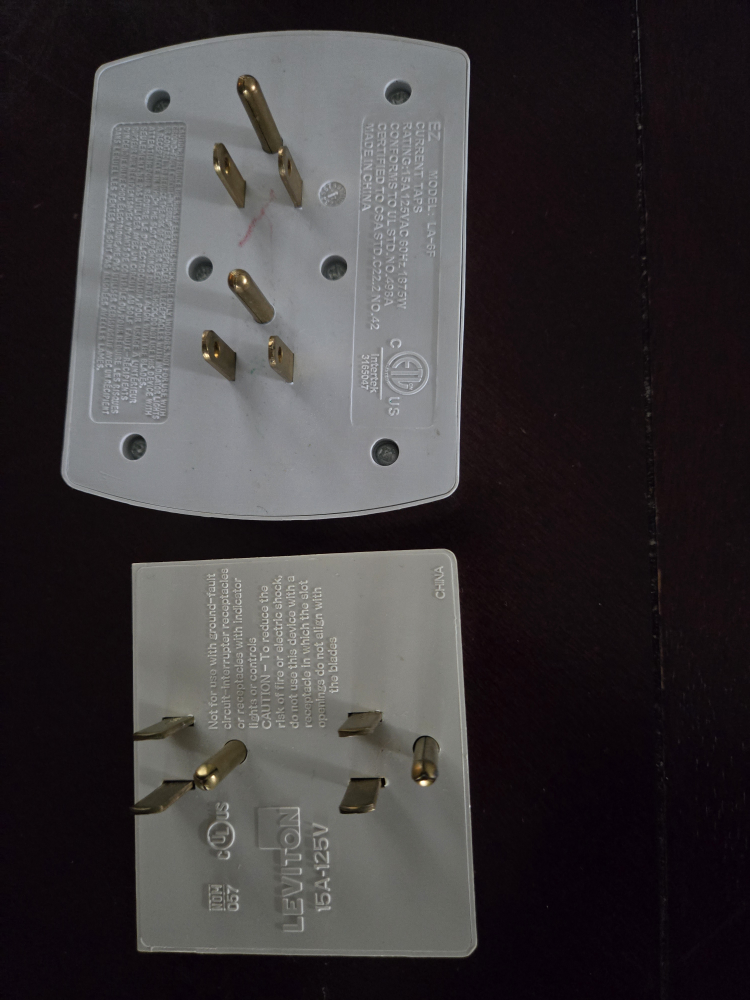 Electrical Plug Adaptor image indicator(2)