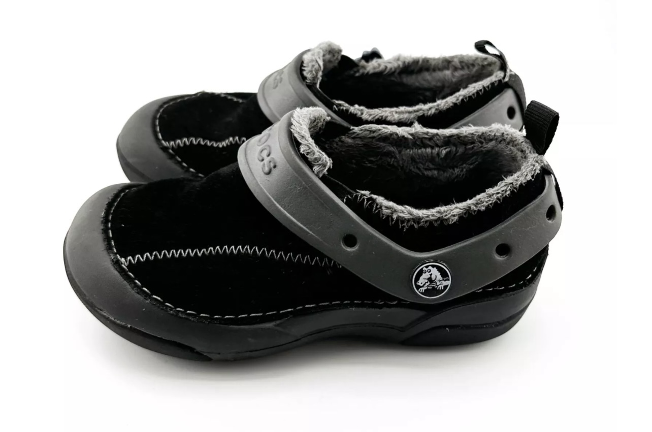 Crocs Dawson style size 13 image indicator(2)