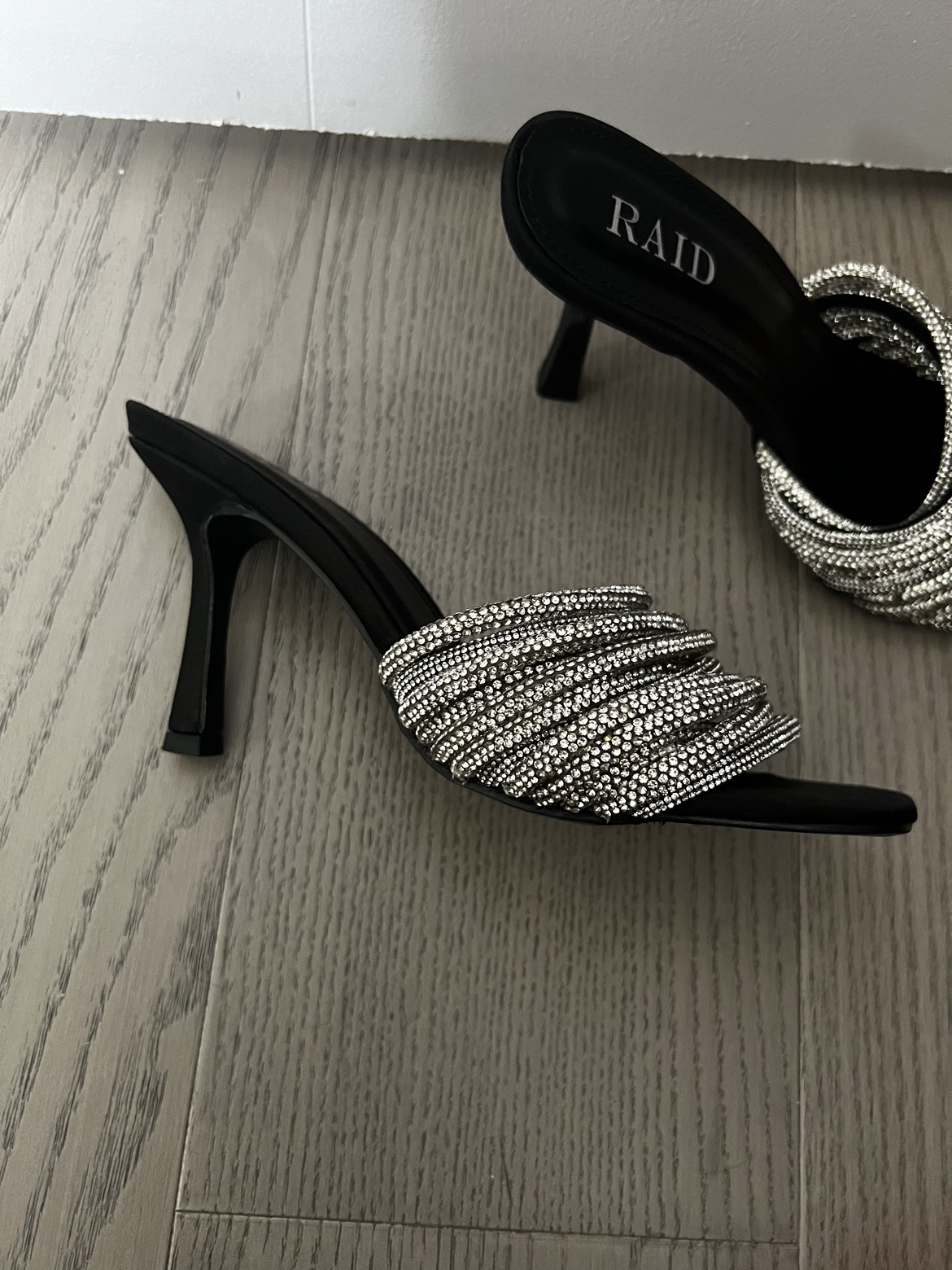 RAID Rhinestone Heels image indicator(2)