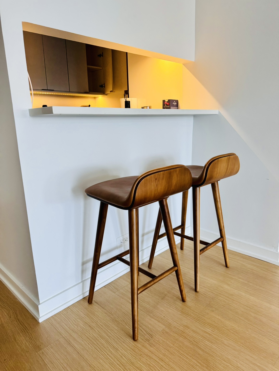 Set of Two West Elm Boulder Leather Bar Stools - photo 4