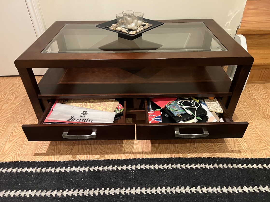 Coffee table on wheels with two drawers image indicator(3)