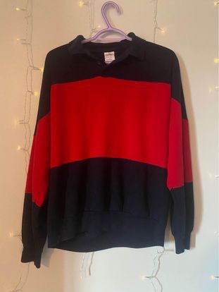 vintage 1980's Foot Locker sweater