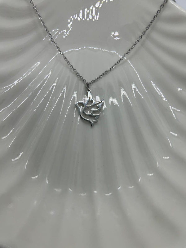 Dove Necklace image indicator(2)