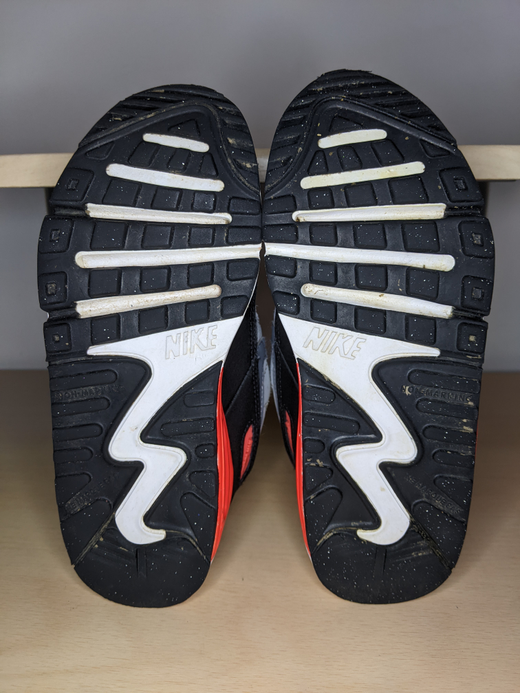 Nike Air Max 90 Infrared Toggle Sz 13C Sneakers Shoes Trainers image indicator(5)