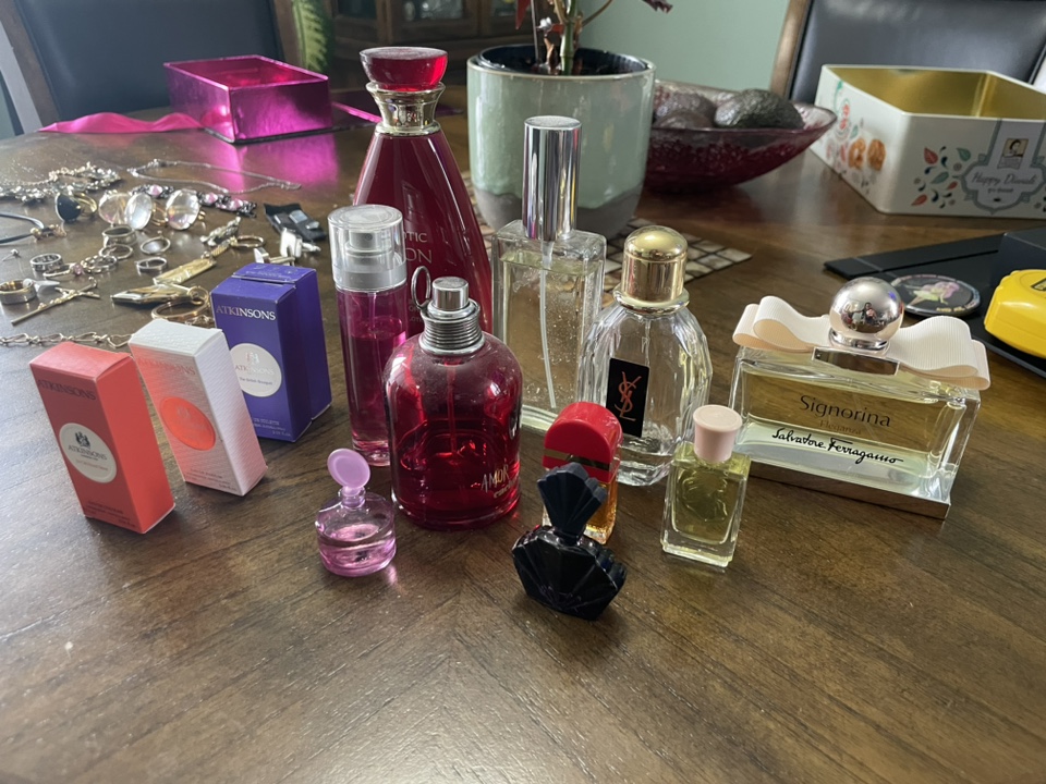 Perfume thumbnail